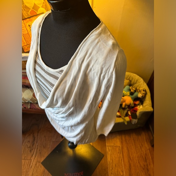 Joseph A sweater size Large - Picture 15 of 15